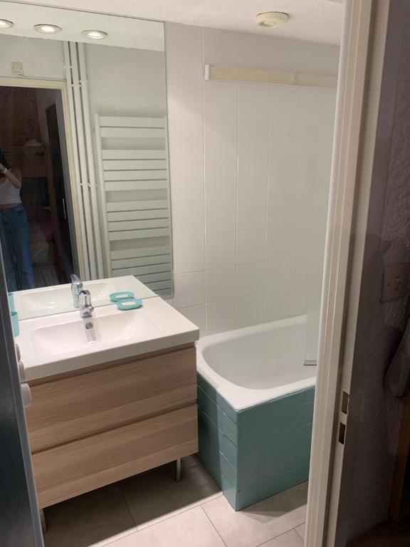 APPARTEMENT RESIDENCE COTE BRUNE, CENTRE STATION, PIED DES PISTES, 30m2, 4 ou 5 pers, PARKING GRATUIT, WIFI - 3