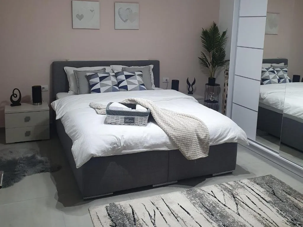 Afrodita apartment, hotel v destinaci Vrdnik