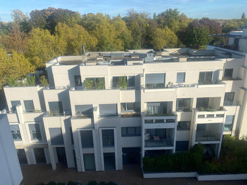 CityCosy Orangerie Strasbourg Superbe 2 pieces calme face au Parc l'Orangerie, parking souterrain privatif, Wi-Fi & Netflix inclus - 2