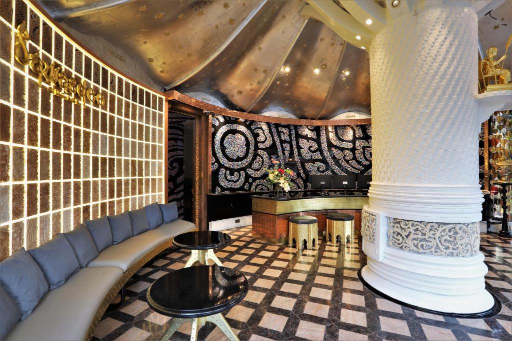 สวัสดี วิลเลจ รีสอร์ต แอนด์ สปา (Sawasdee Village Resort & Spa)