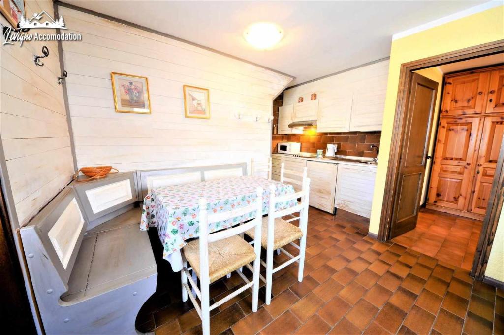 Baite Costaccia App 4 by Livigno Accomodation - 2