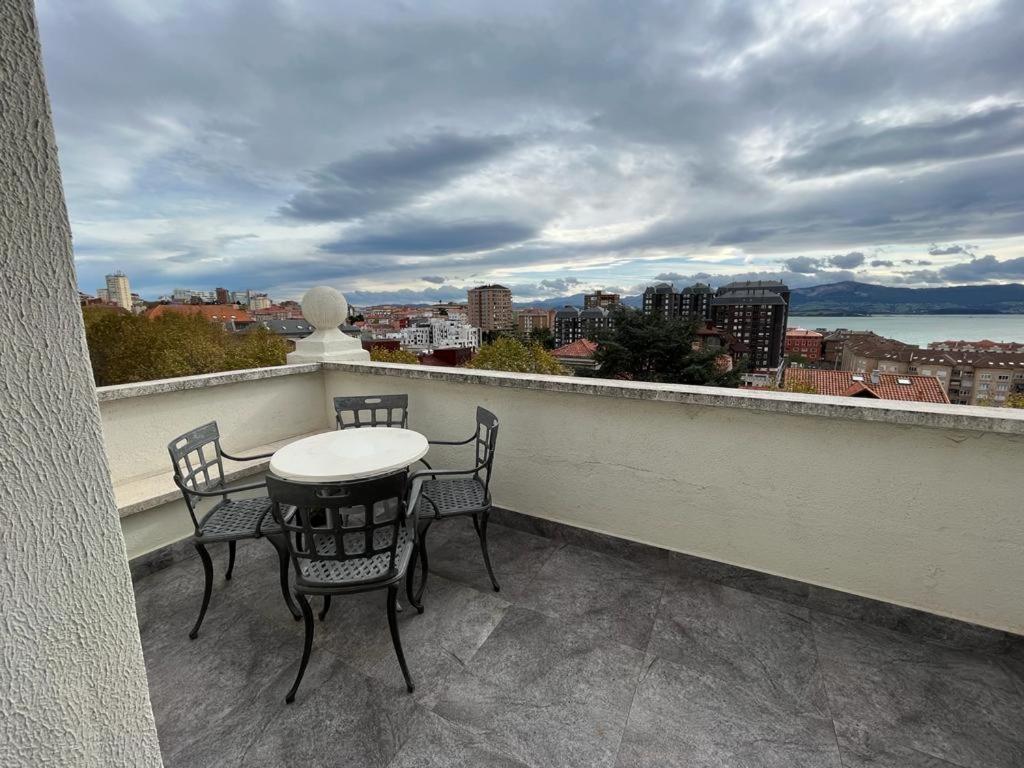 Hotel Royal Suite Santander photo