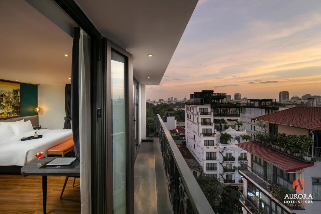 Balcony/terrace, Aurora Premium Hotel & Spa in Hanoi