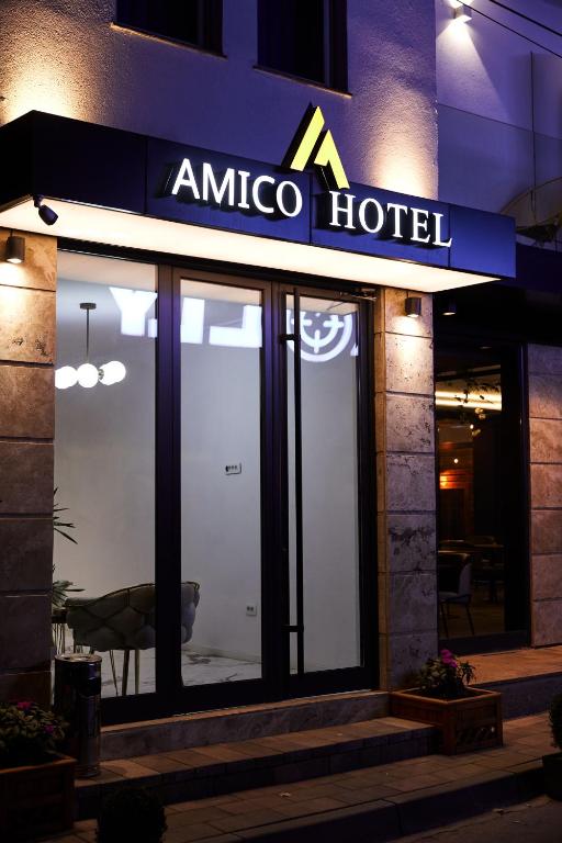 Amico Hotel, Priština