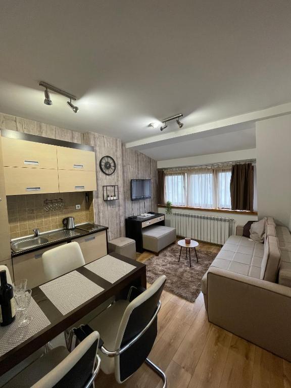 NEW!!! 4 stars apartment!!! - 2