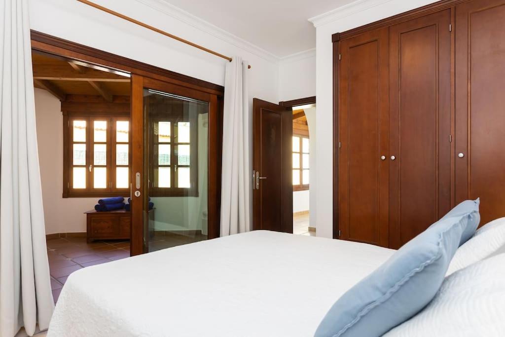 Villa Helen - Heated Pool Wifi SmartTV Barbecue - 3