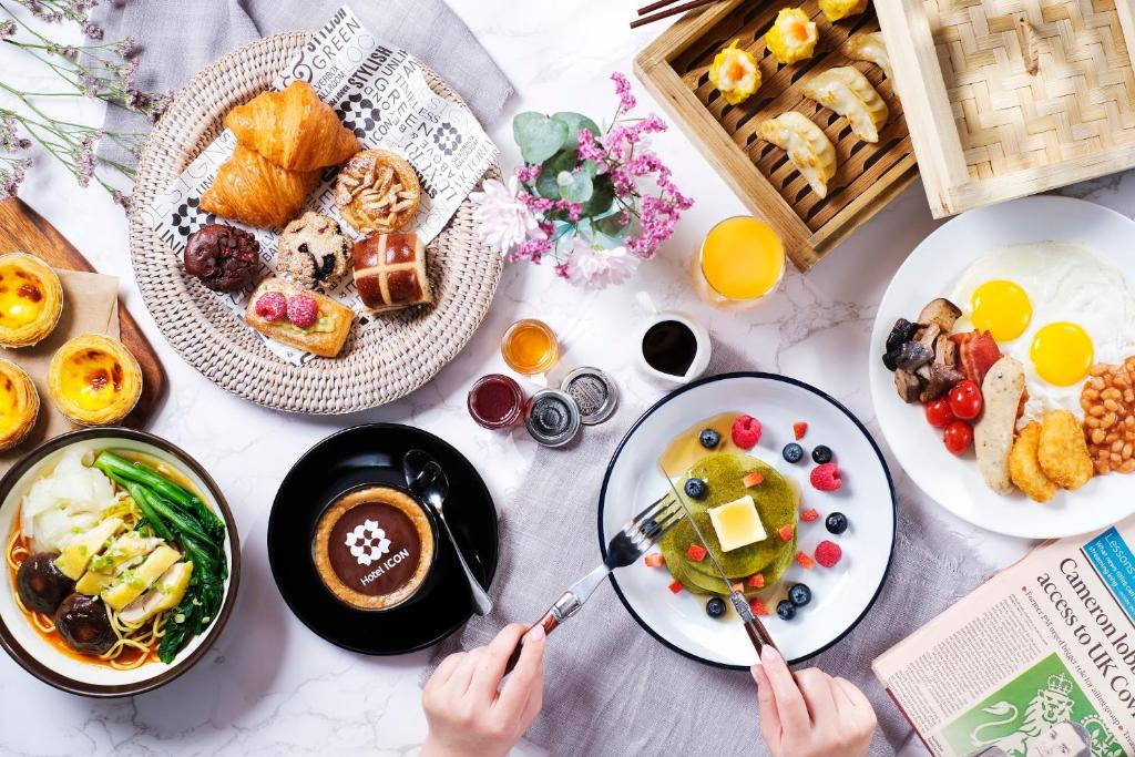 Hotel Dining