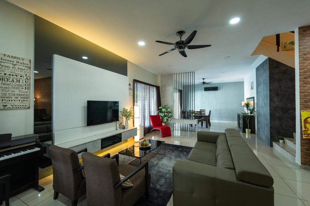 CloClo Villa - Truly Cuti-Cuti Melaka (24pax) photo