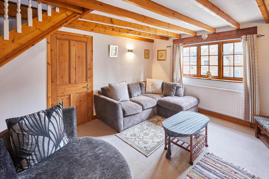 Host & Stay - Oldcorn Cottage, Whitby