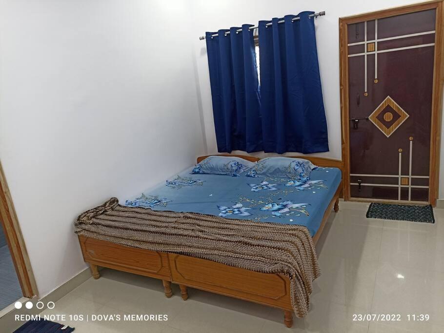 F1- 2 bedroom hill view unit with covered parking photo