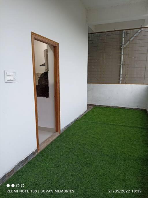 F1- 2 bedroom hill view unit with covered parking photo