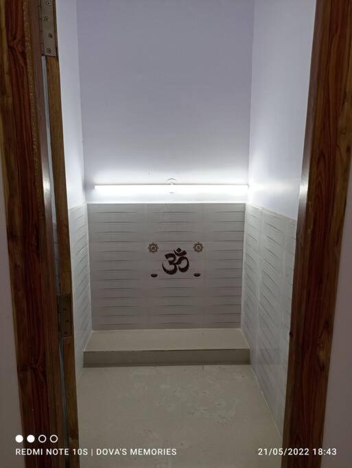 F1- 2 bedroom hill view unit with covered parking photo