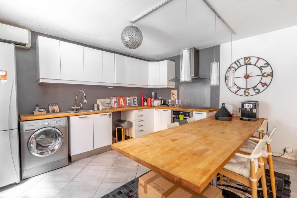 Lovely townhouse in a lively area close to the old Nice - 2