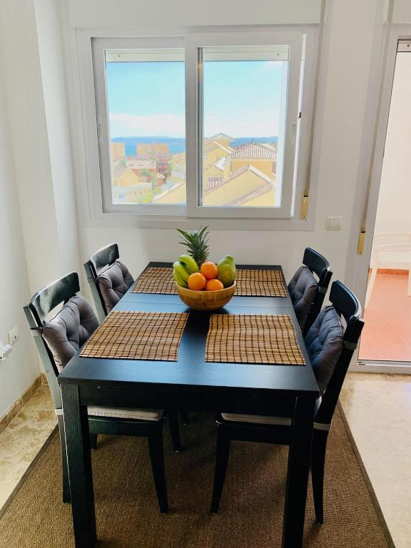 Penthouse mit private Dachterrasse und Blick auf das Meer, Berge ,Hafen - 4