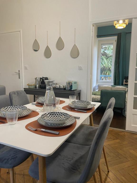 Le charmant de Rompsay, Familial & Moderne - 2