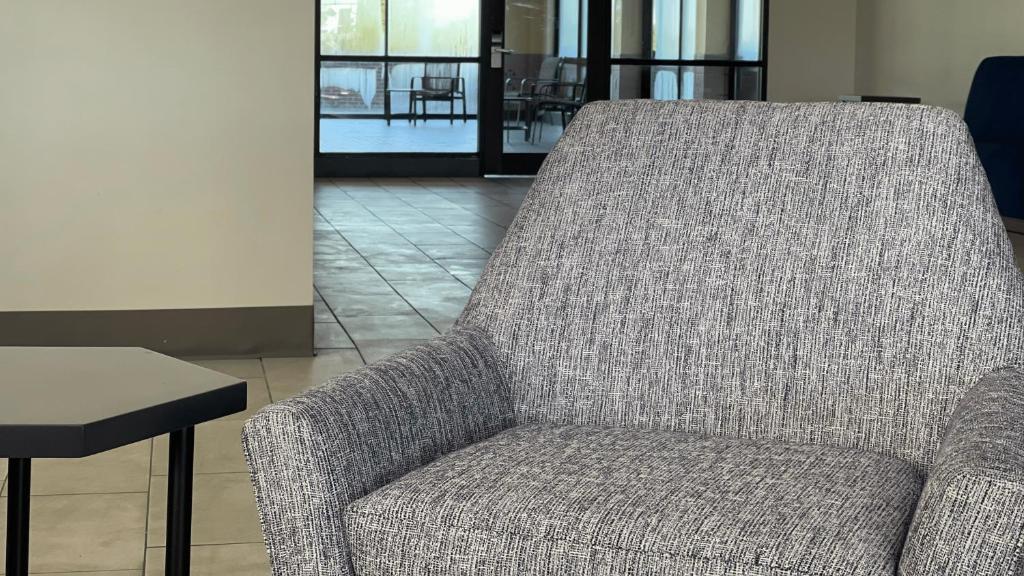 Holiday Inn Express Big Rapids photo
