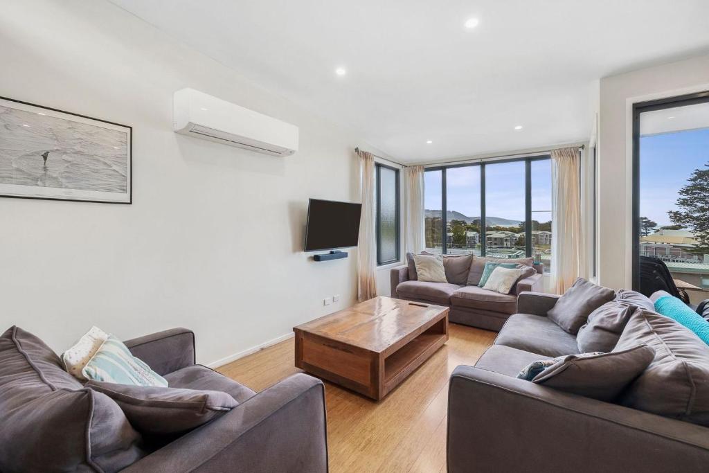 Sandy Beach Apt 6, Lorne