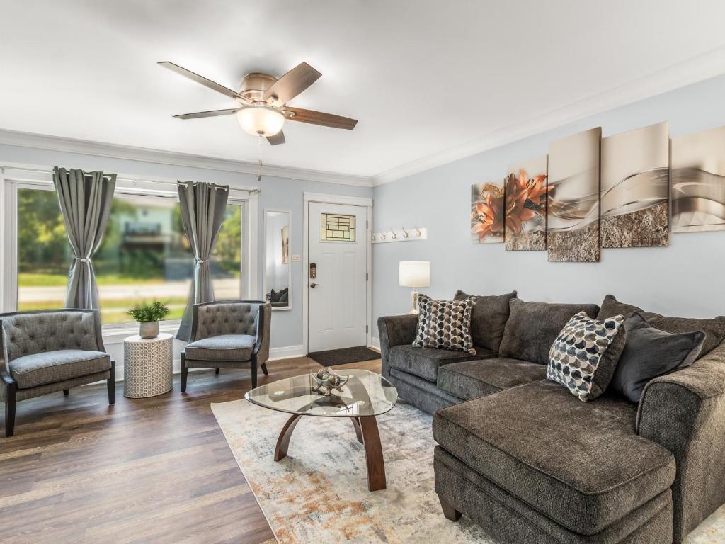 Downers FHS Grove Rental