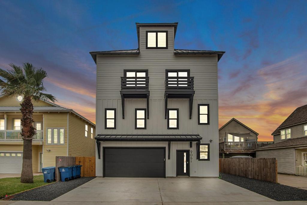 The Gentry, Port Aransas