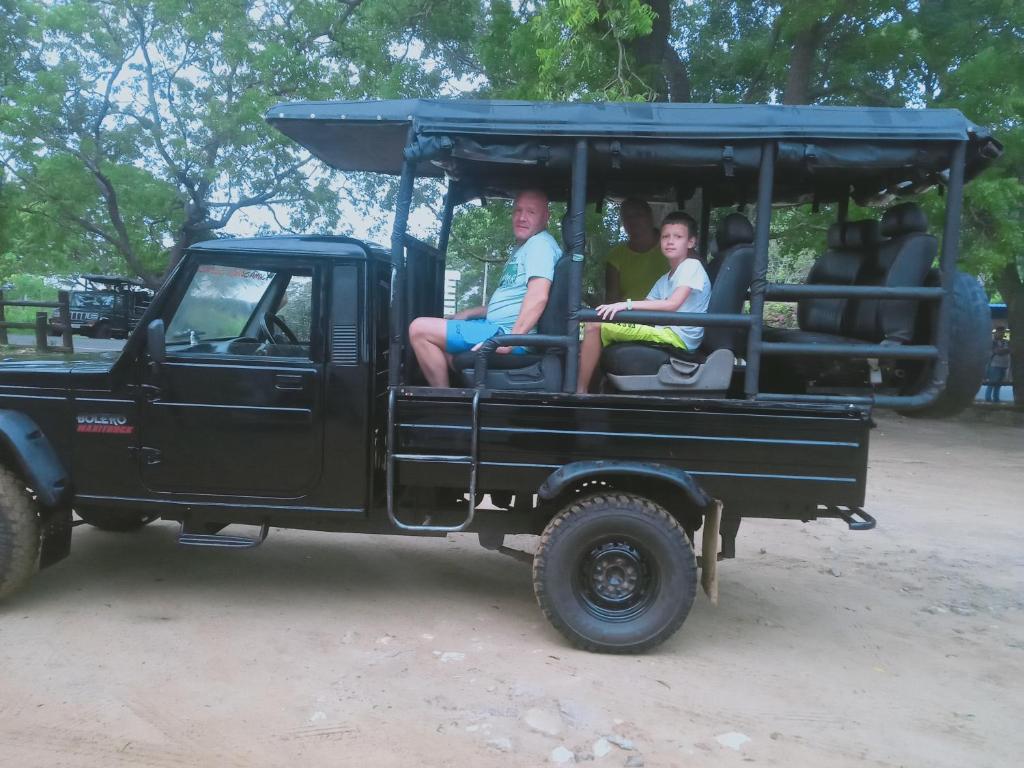 Kuma Safari Lodge photo