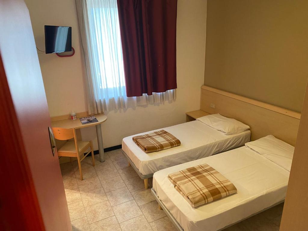 Hotel Mazzini photo
