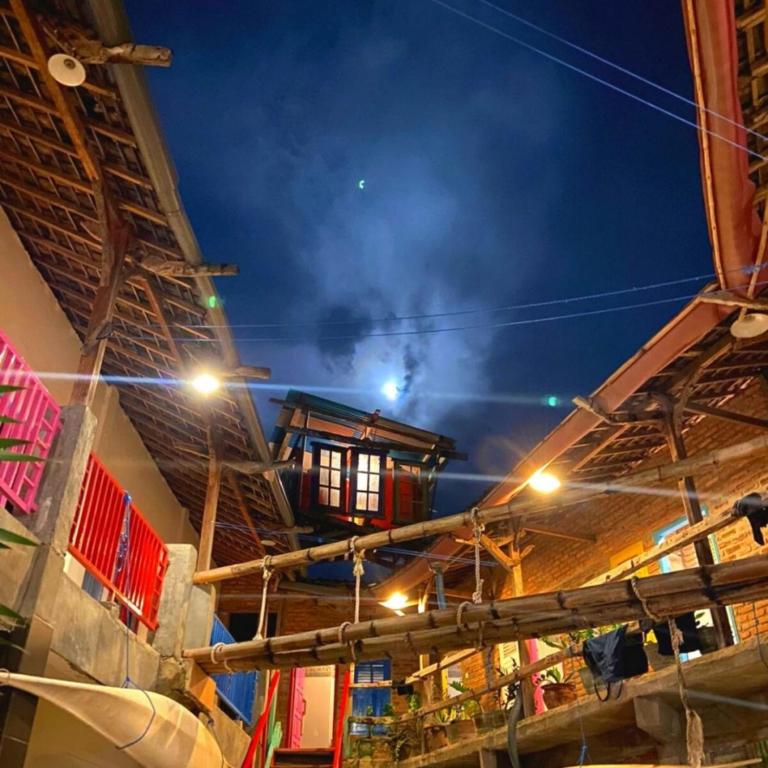 Exterior view, La Boheme Bajo in Labuan Bajo