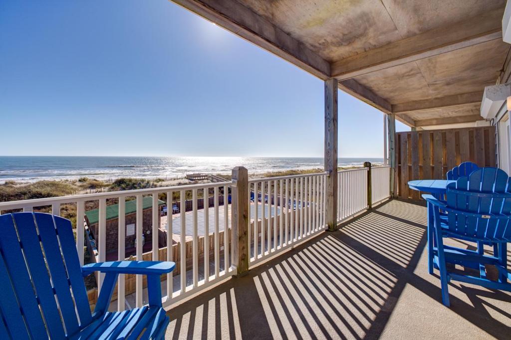 Beach Break 821 #204DS-H, Hatteras