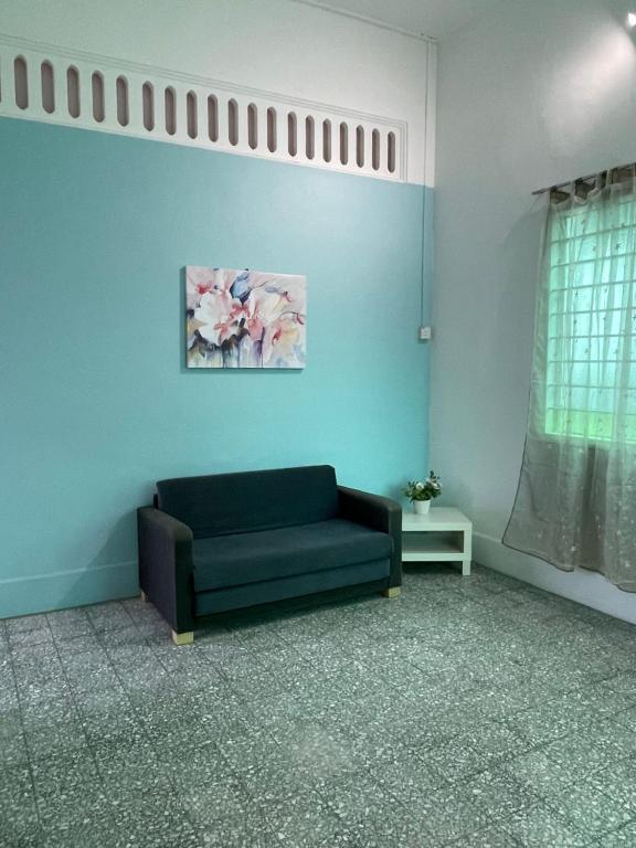 Bungalow House "Feel at Home" Near A Famosa & Jonker Street for 4 to 6 people stay photo