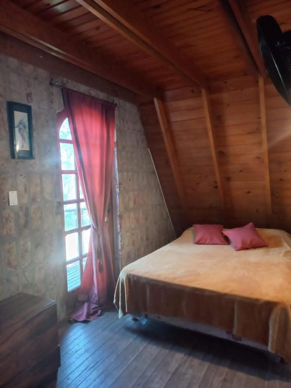 Casa Alpina espaciosa a 2 cuadras del centro de Villa Gesell y a 5 de la playa - 2