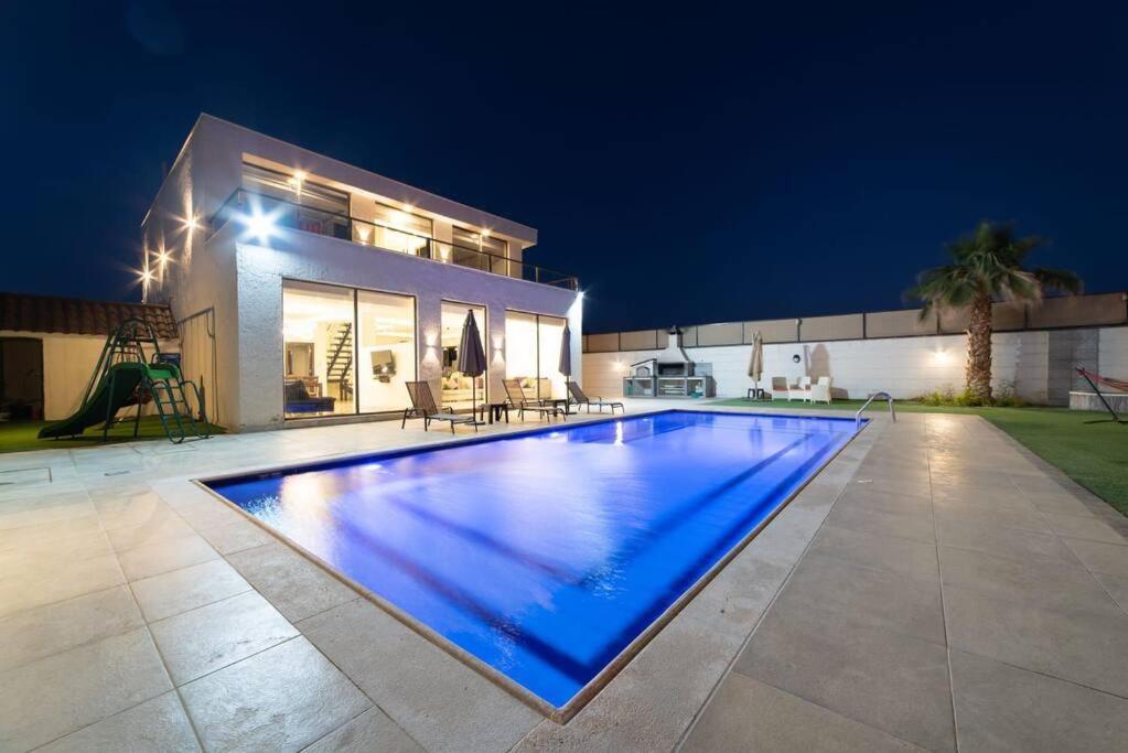 Aroma Chalet, Sowayma