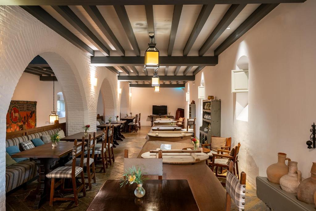 파라도르 데 알마그로 외관