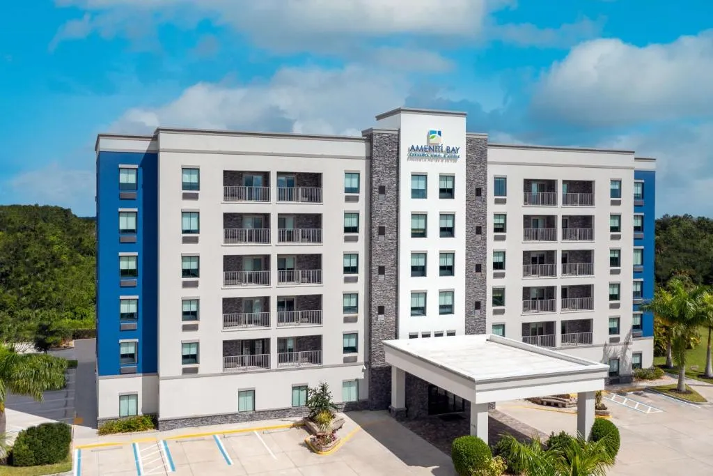 Ameniti Bay - Best Western Signature Collection，位于萨拉索塔的酒店