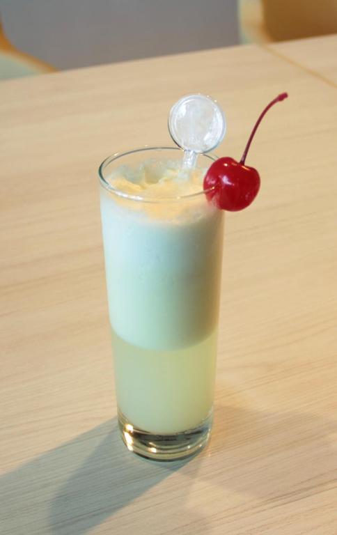 อาหารและเครื่องดื่ม