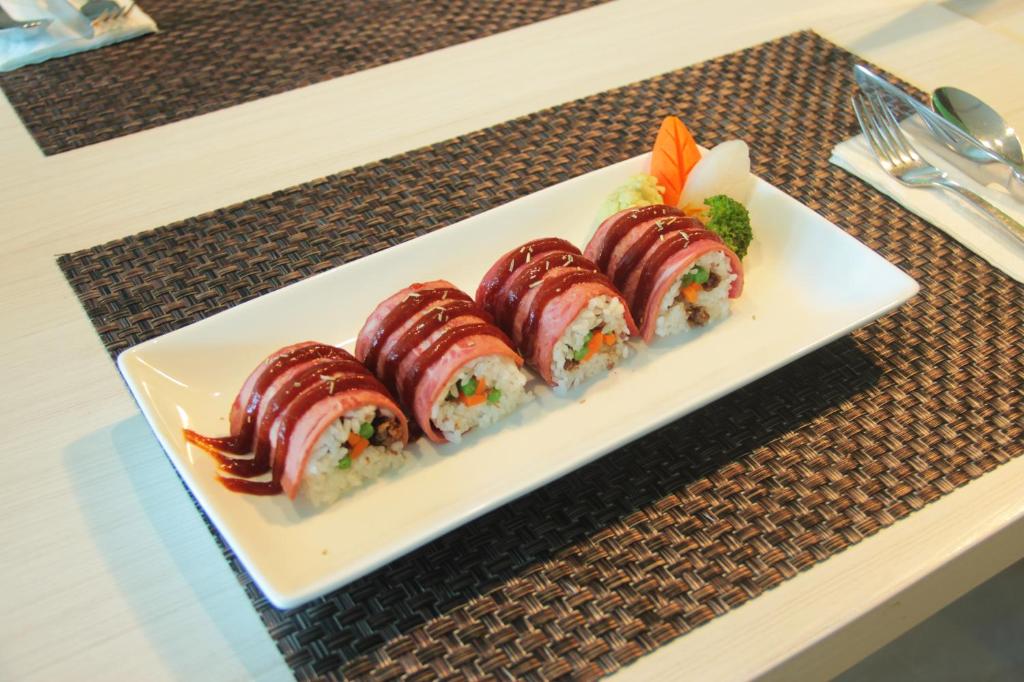 อาหารและเครื่องดื่ม