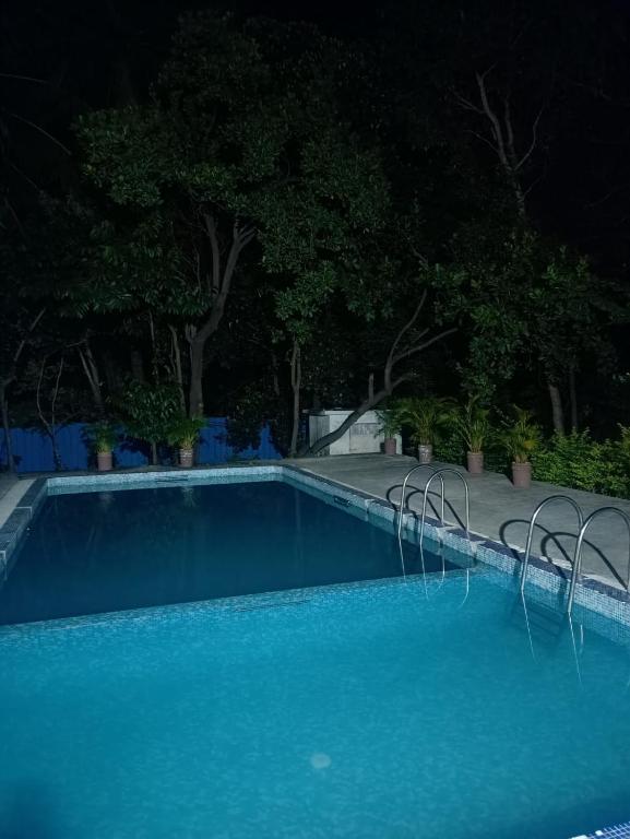 Ivy Maitri Farm 3 Bhk with Private Pool - Badlapur photo