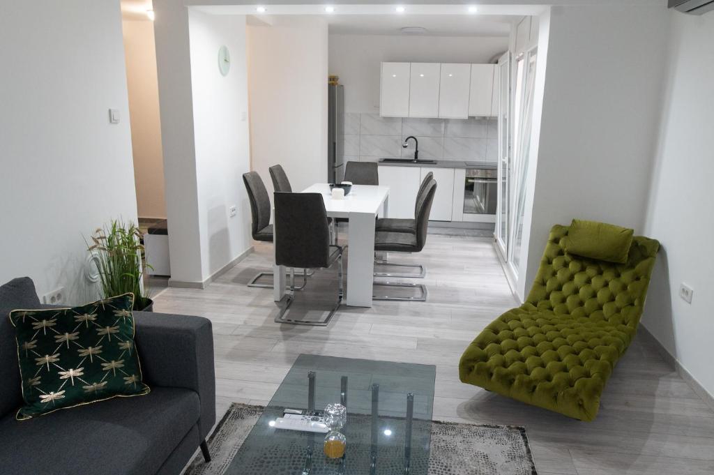 Apartman Škrinjar, Slavonski Brod