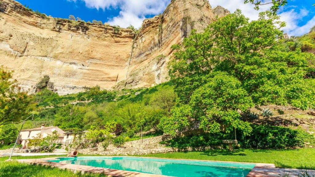 La Huerta del Tajo - Grande Ronda by Ruralidays, Ronda