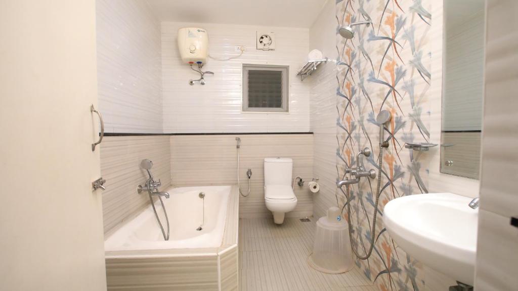 R-hotels Rithikha Inn porur photo