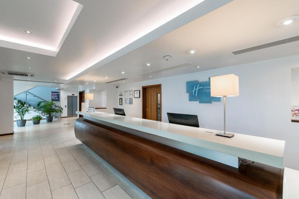 Holiday Inn Express Burnley M65 Jct 10 photo