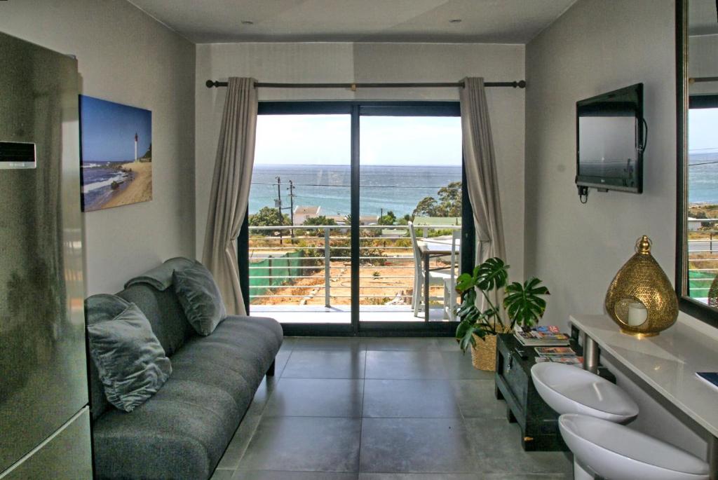 Grietas Villa — Hotel in St Helena Bay