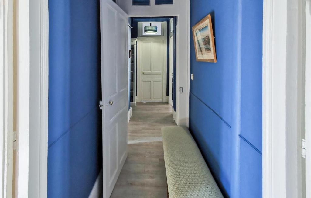 Cozy Apartment In Blois With Wifi - 5