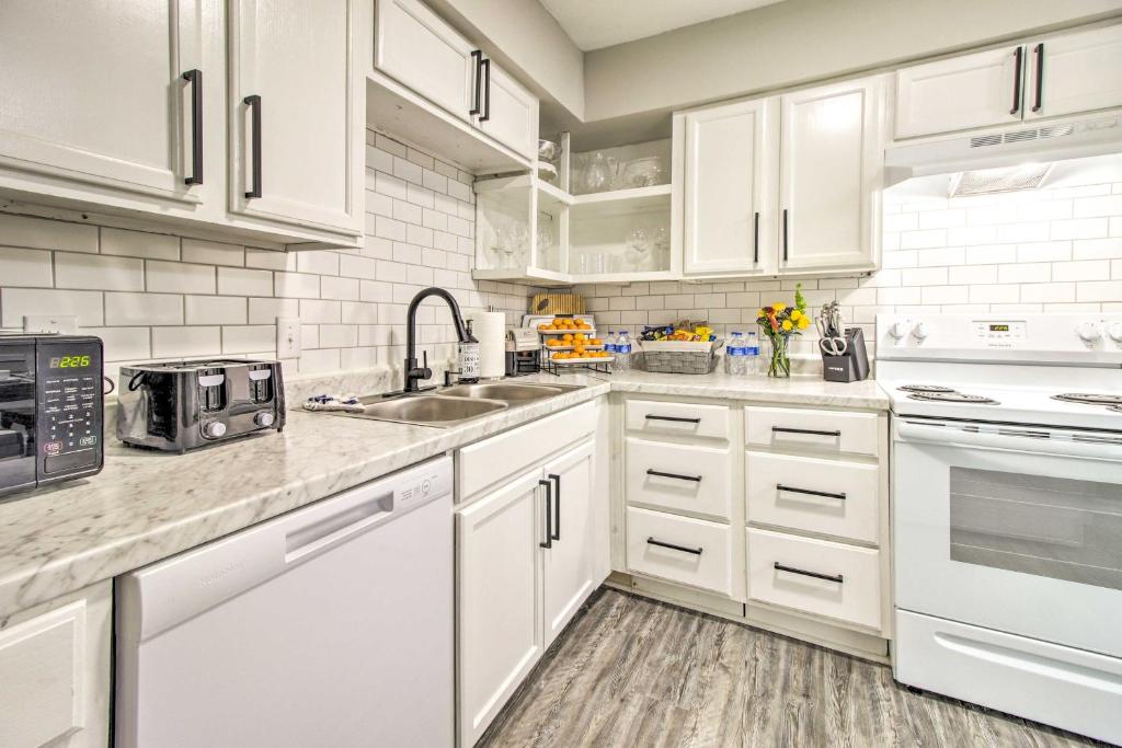 Contemporary Hinesville Home with Fenced Yard!
