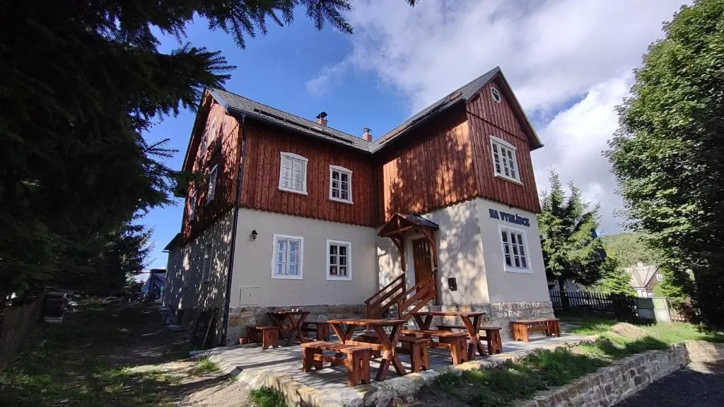 Na Vyhlídce, hotel in Krompach