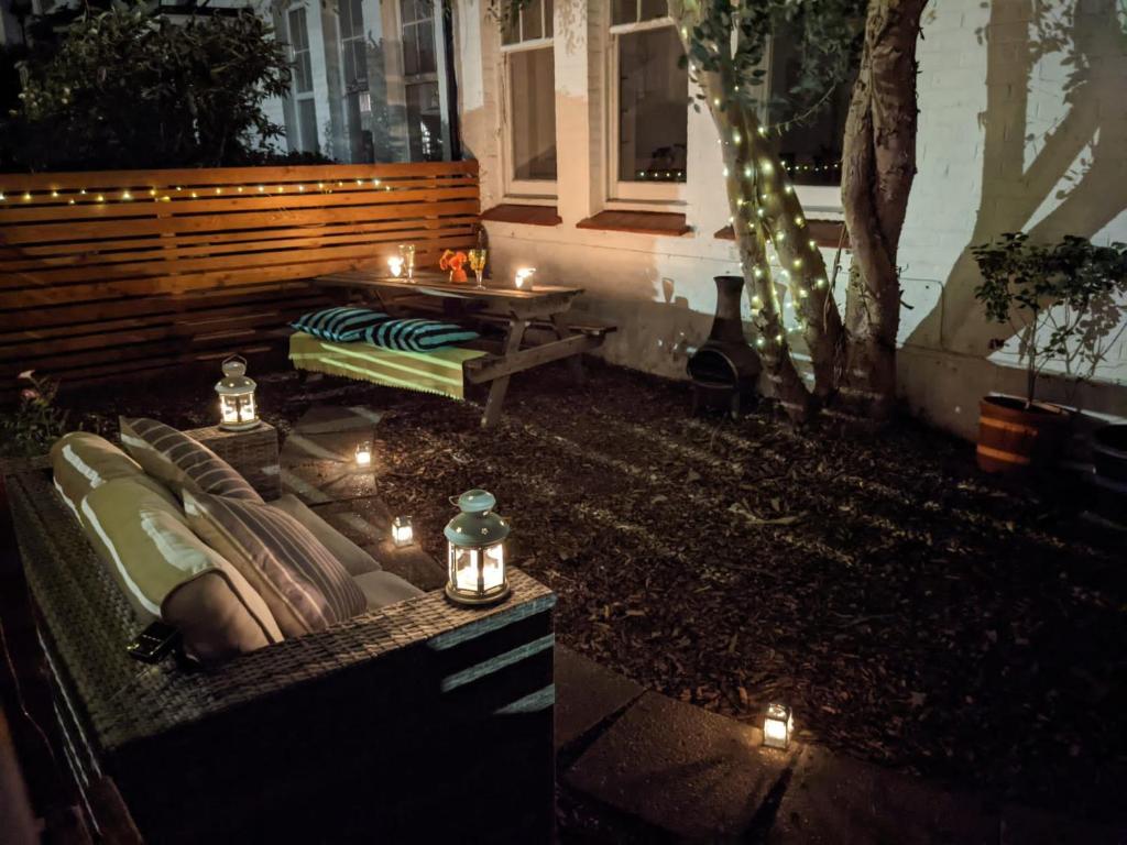 Unique Brighton Apartment & Garden photo 7