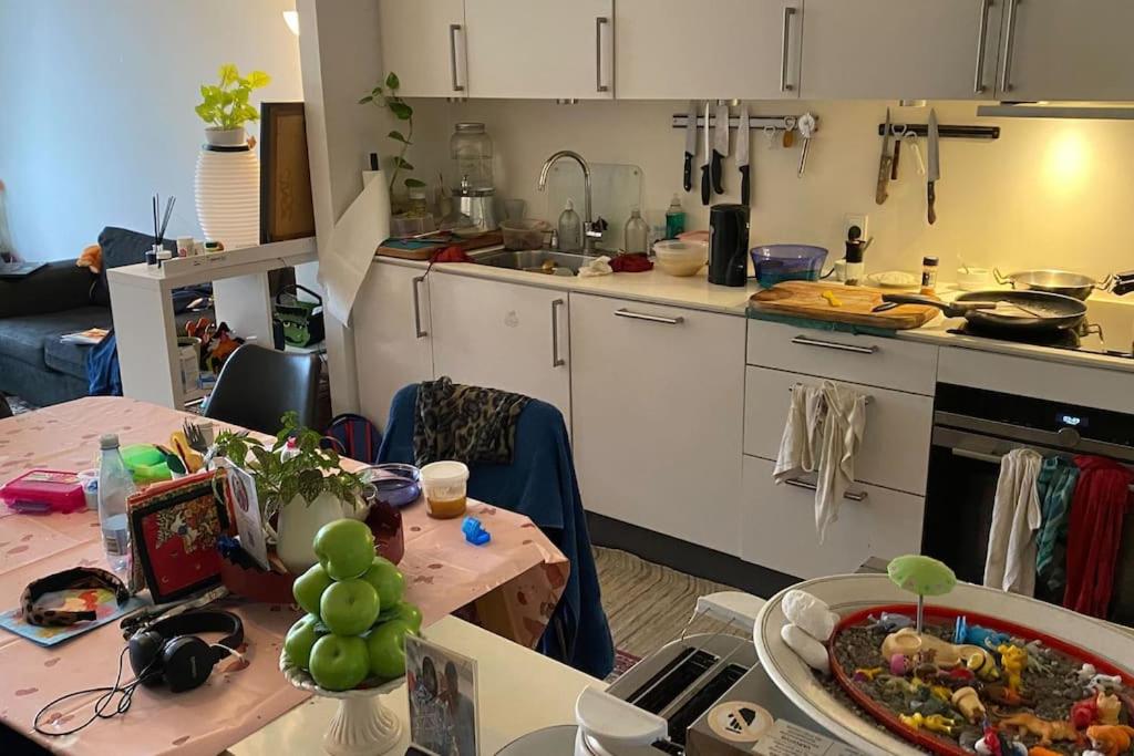 Lovely 2 bedroom apartment with free parking