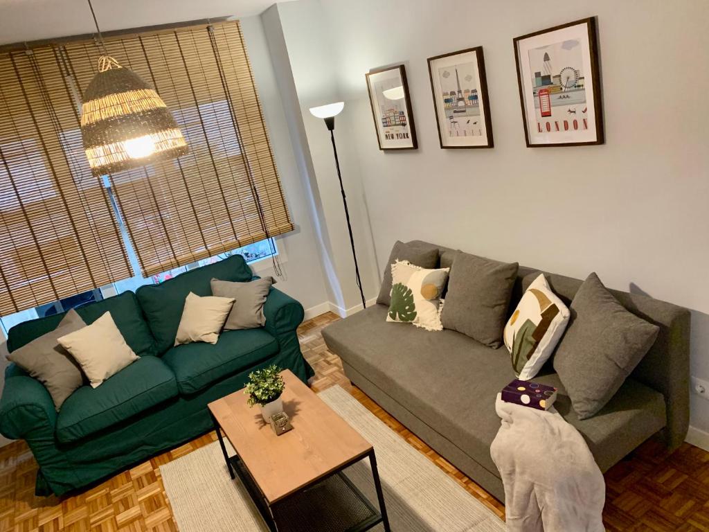 Apartamento con garaje a un paso de la playa - 1