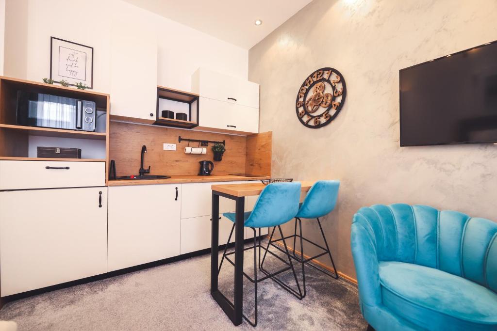 Central Square Apartment - 2