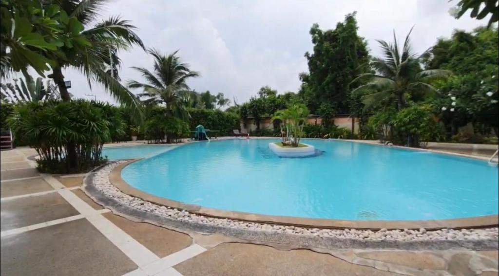 Sea Sand Sun Condominiums photo