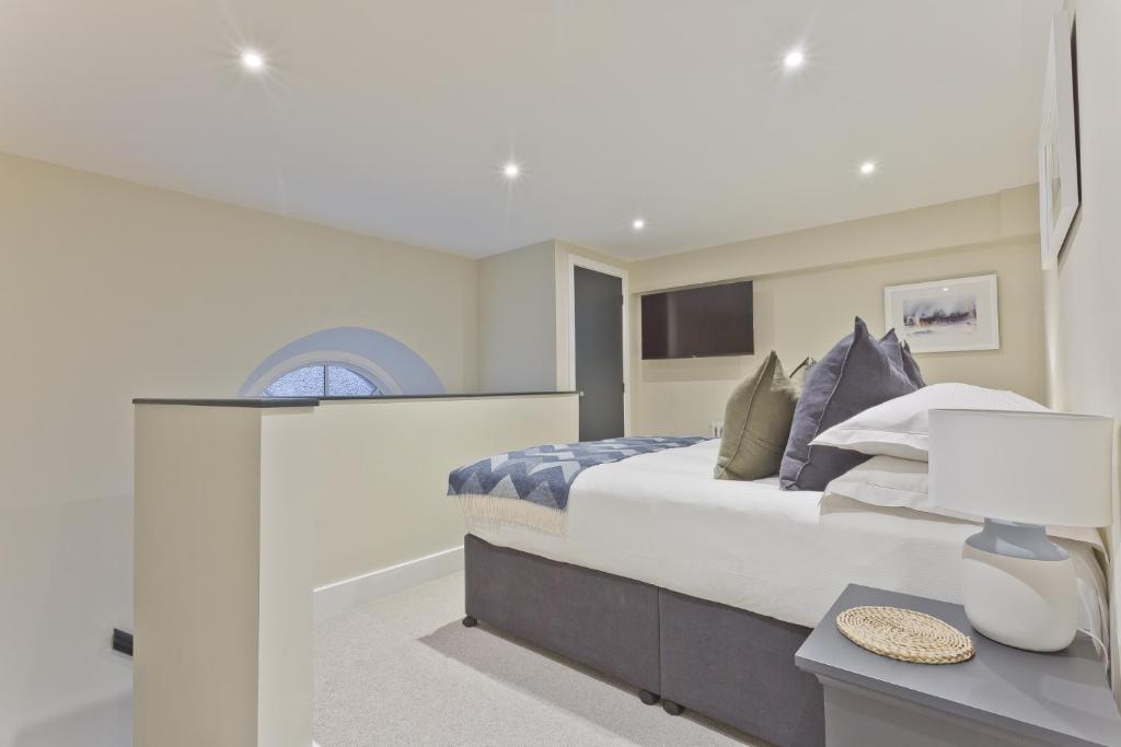 Sandgate Chapel Self Check-In Apartments - photo 2