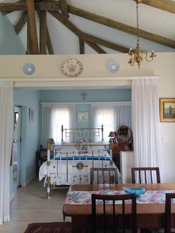 Gogo's garden apartment photo